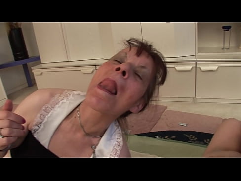 ❤️ Zwei Großmütter und ein Großvater haben einen Dreier Super porn bei porn de.extratorrents.top